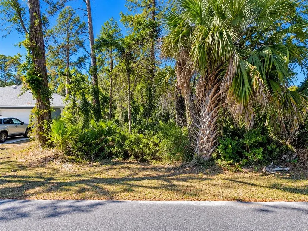 Property for sale at 27 RYKER LANE, PALM COAST, FL, 32164