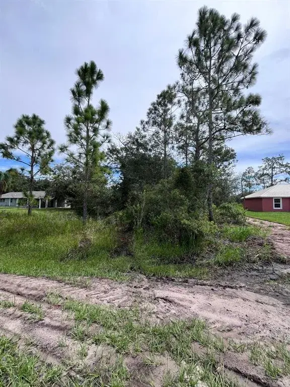 Property for sale at 164 DESOTO AVENUE, INDIAN LAKE ESTATES, FL, 33855