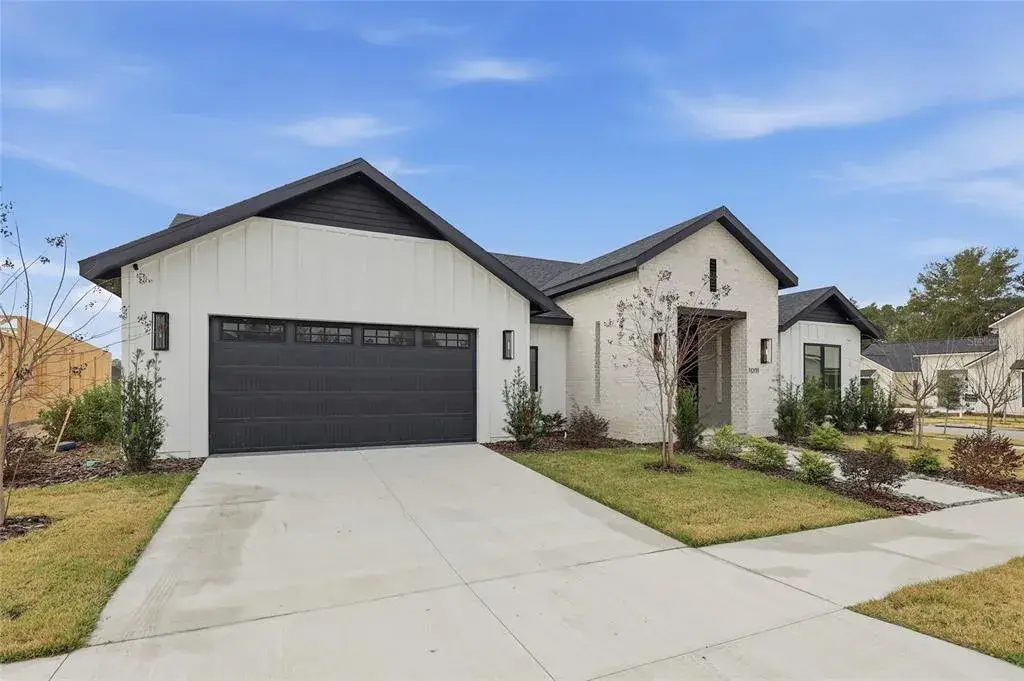 Property for sale at 1001 SW 120TH DRIVE, GAINESVILLE, FL, 32607