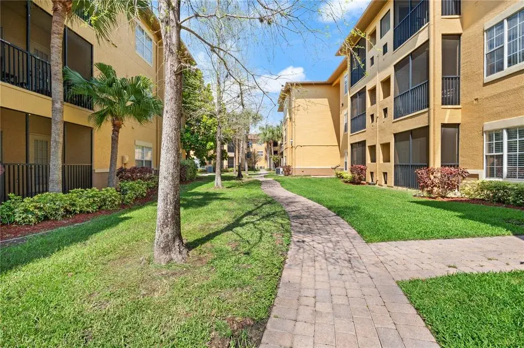Property for sale at 4307 BAYSIDE VILLAGE DRIVE UNIT 103, TAMPA, FL, 33615