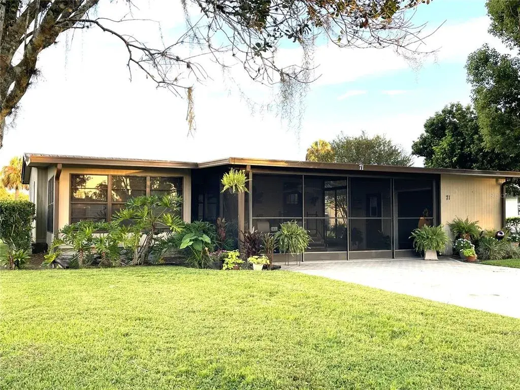 Property for sale at 71 SEMINOLE PATH, WILDWOOD, FL, 34785