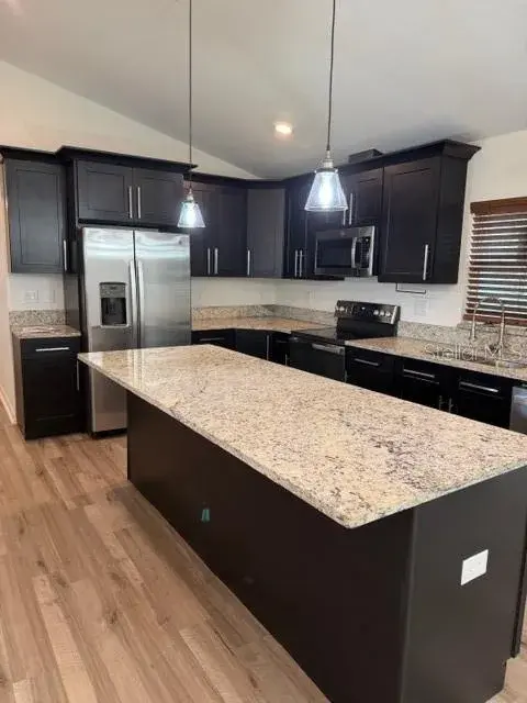 Property for sale at 902 W ALSOBROOK STREET, PLANT CITY, FL, 33563