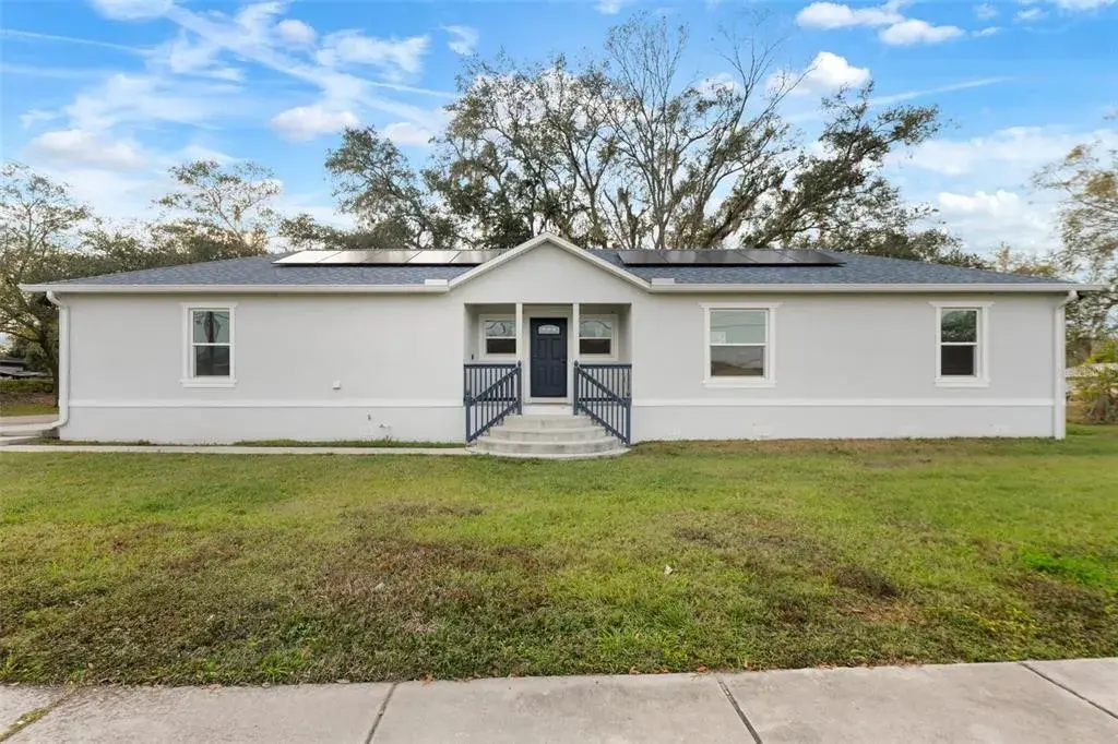 Property for sale at 902 W ALSOBROOK STREET, PLANT CITY, FL, 33563