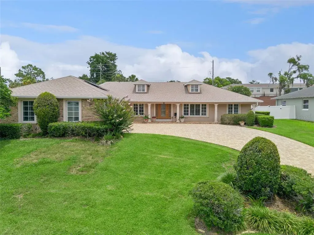 Property for sale at 220 ROLLINGWOOD TRAIL, ALTAMONTE SPRINGS, FL, 32714