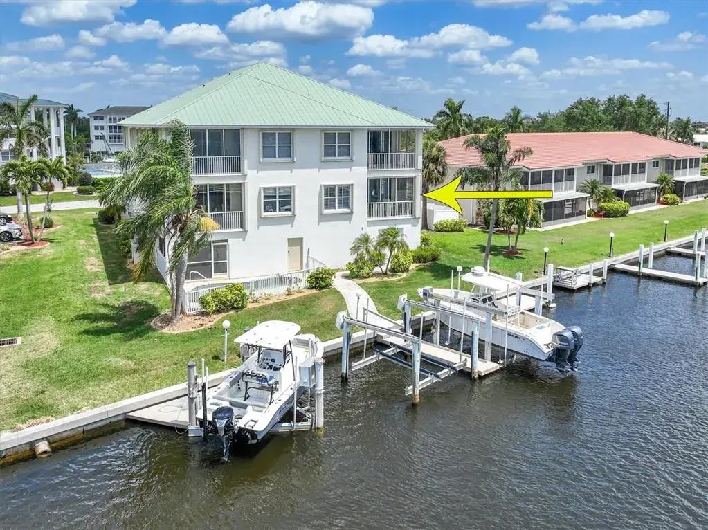 Property for sale at 129 BREAKERS COURT UNIT 121, PUNTA GORDA, FL, 33950