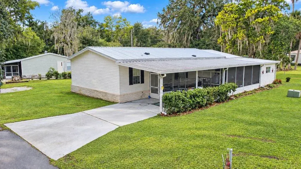 Property for sale at 25 CANAL WAY, LAKE PANASOFFKEE, FL, 33538