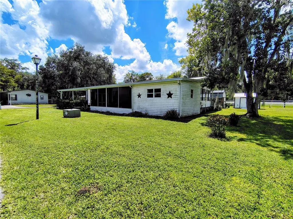 Property for sale at 25 CANAL WAY, LAKE PANASOFFKEE, FL, 33538