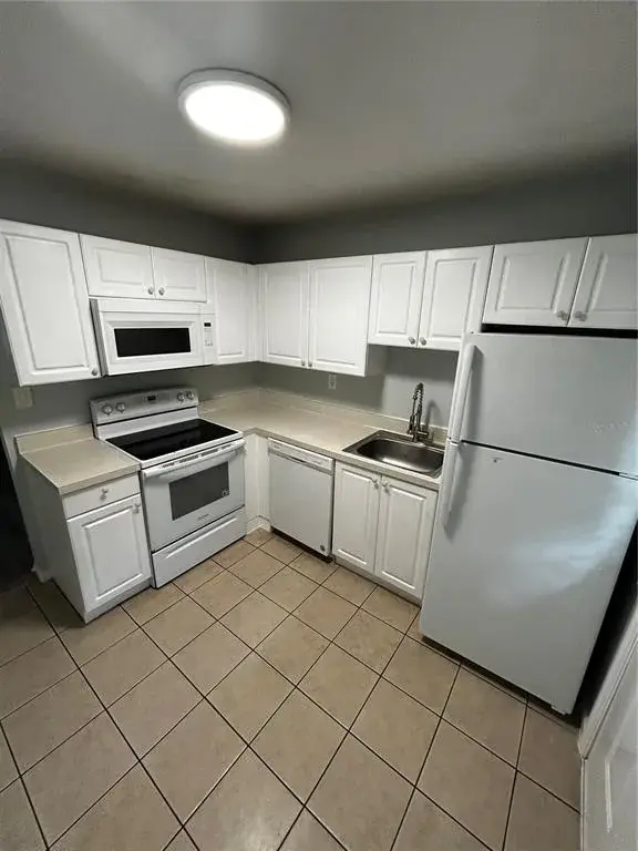 Property for sale at 201 PINE VIOLET COURT UNIT 201, TAMPA, FL, 33612