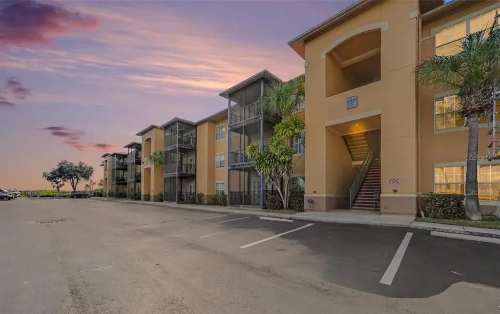 Property for sale at 4306 BAYSIDE VILLAGE DRIVE UNIT 204, TAMPA, FL, 33615