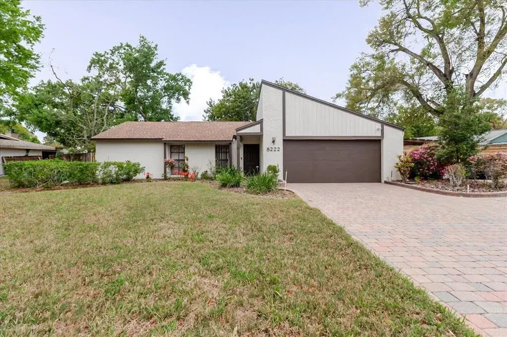 Property for sale at 8222 LA SERENA DRIVE, TAMPA, FL, 33614