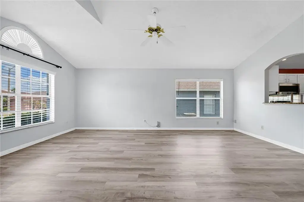 Property for sale at 515 LAKE DAVENPORT BOULEVARD, DAVENPORT, FL, 33897