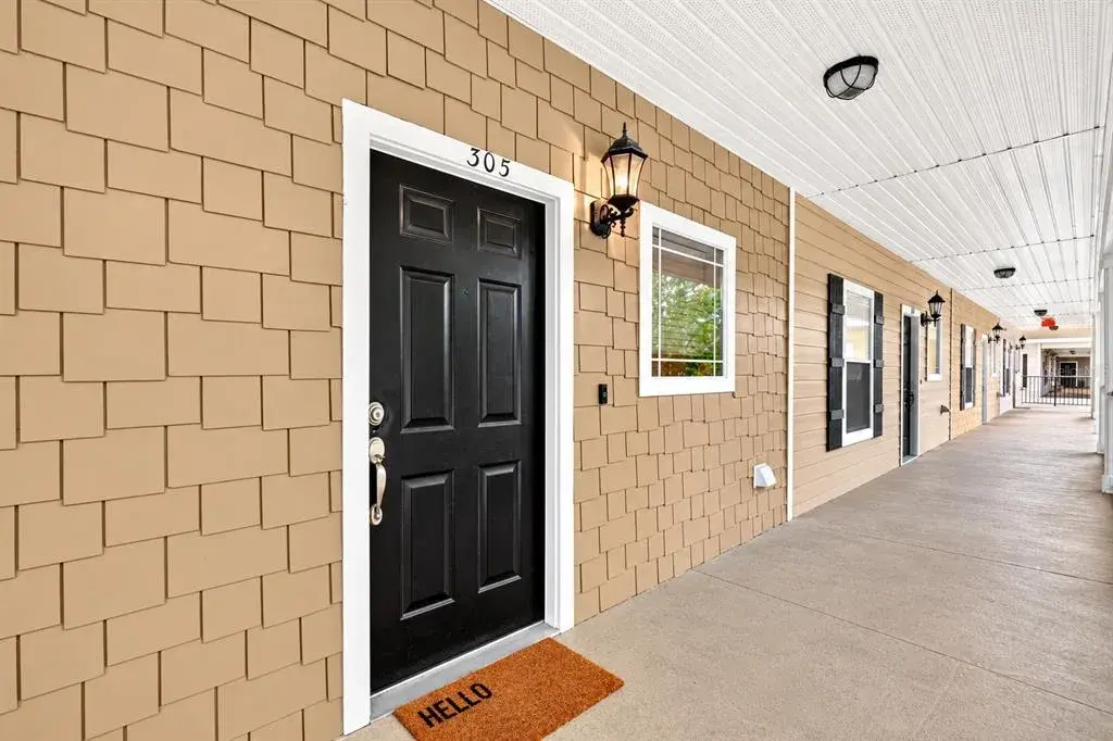Property for sale at 1440 NW 3RD PLACE UNIT 305, GAINESVILLE, FL, 32603