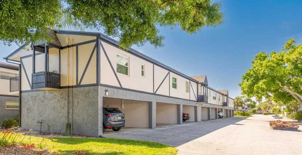 Property for sale at 1147 KING ARTHUR COURT UNIT 204, DUNEDIN, FL, 34698