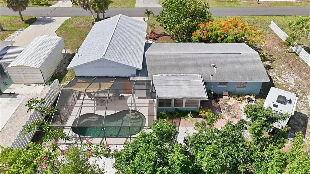 Property for sale at 852 E 6TH STREET, ENGLEWOOD, FL, 34223