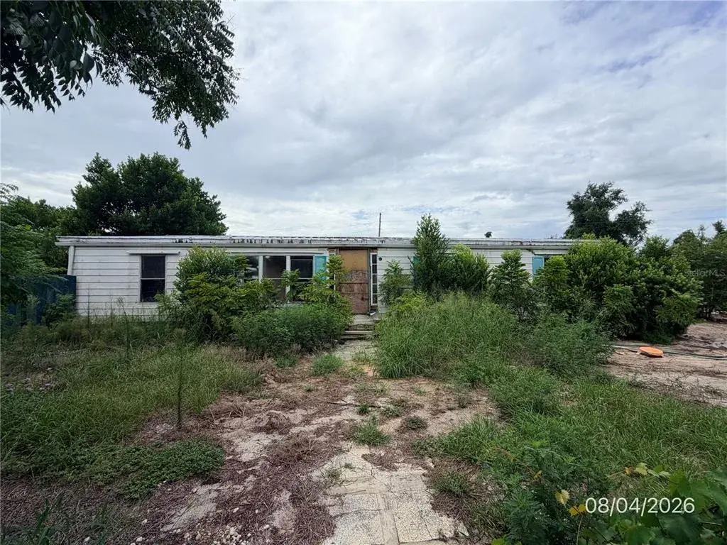 Property for sale at 12024 LAKEVIEW DRIVE, LEESBURG, FL, 34788