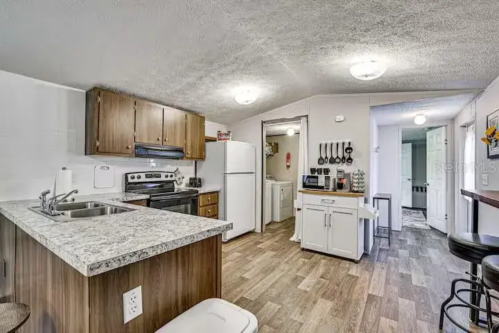 Property for sale at 5185 S ALLIGATOR PLACE, FLORAL CITY, FL, 34436