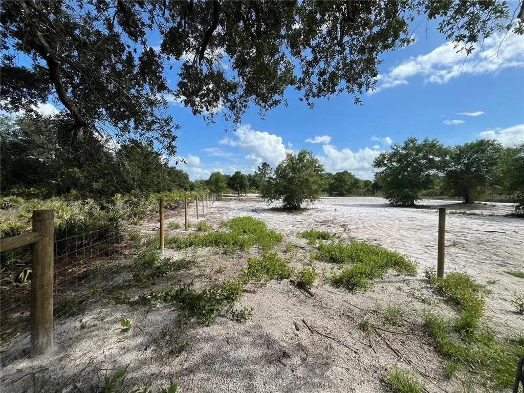 Property for sale at 16916 NW 262ND STREET, OKEECHOBEE, FL, 34972