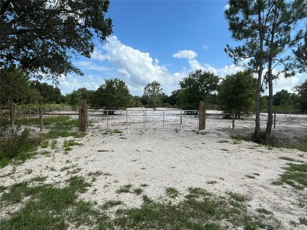 Property for sale at 16916 NW 262ND STREET, OKEECHOBEE, FL, 34972