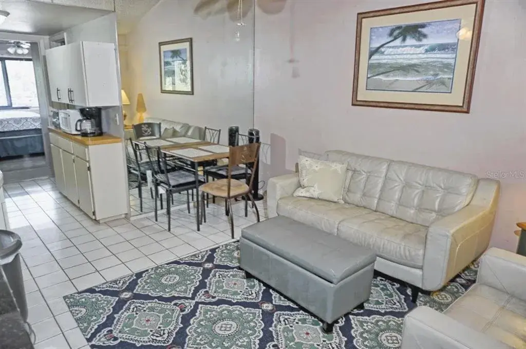 Property for sale at 20893 HAULOVER COVE UNIT E8, LUTZ, FL, 33558