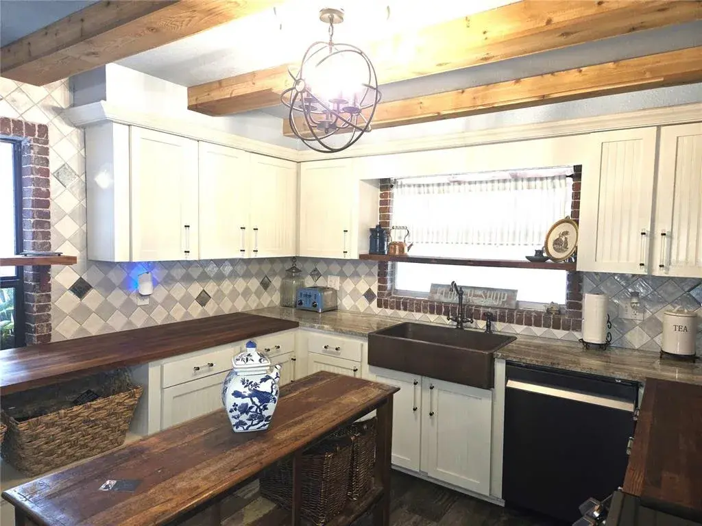 Property for sale at 1848 NE 40TH CIRCLE, OCALA, FL, 34470