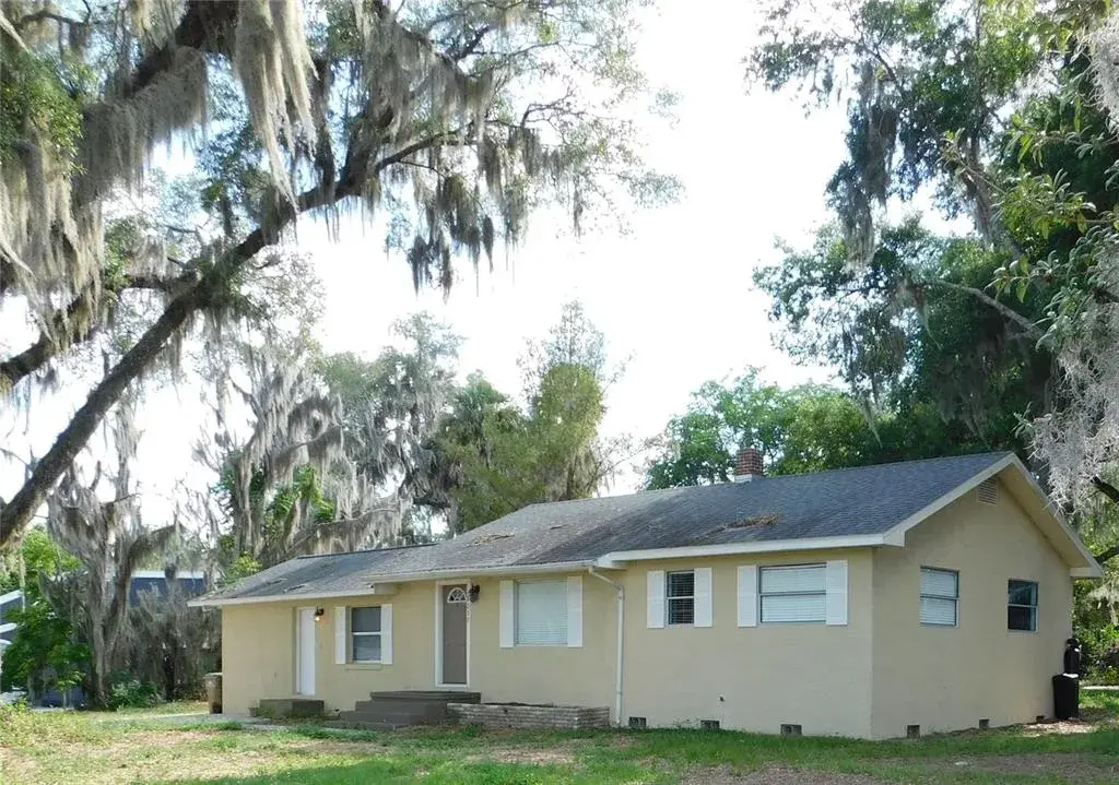 Property for sale at 7237 HILLCREST STREET, LEESBURG, FL, 34748
