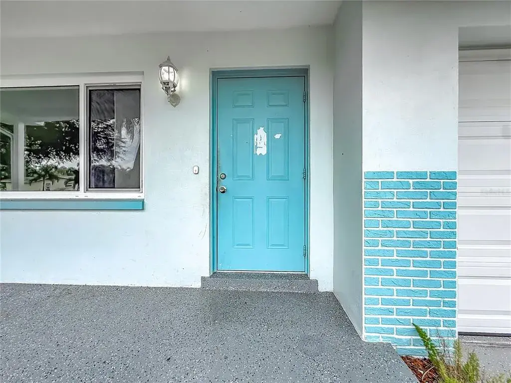 Property for sale at 890 7TH AVENUE NE, LARGO, FL, 33770
