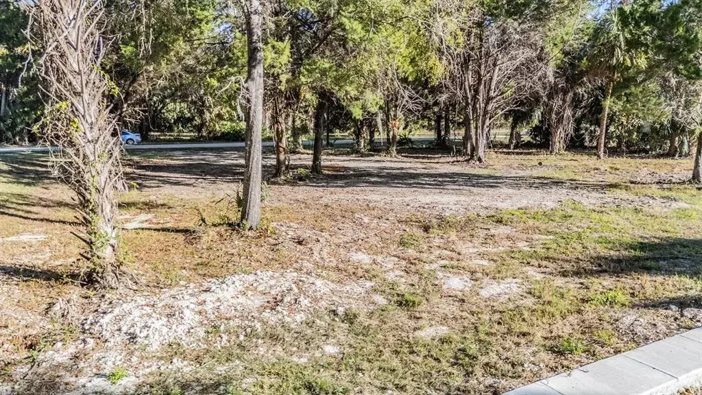 Property for sale at 3924 N APALACHEE POINT, CRYSTAL RIVER, FL, 34428