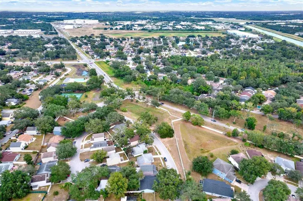 Property for sale at 7502 GADSDEN DRIVE, TEMPLE TERRACE, FL, 33637