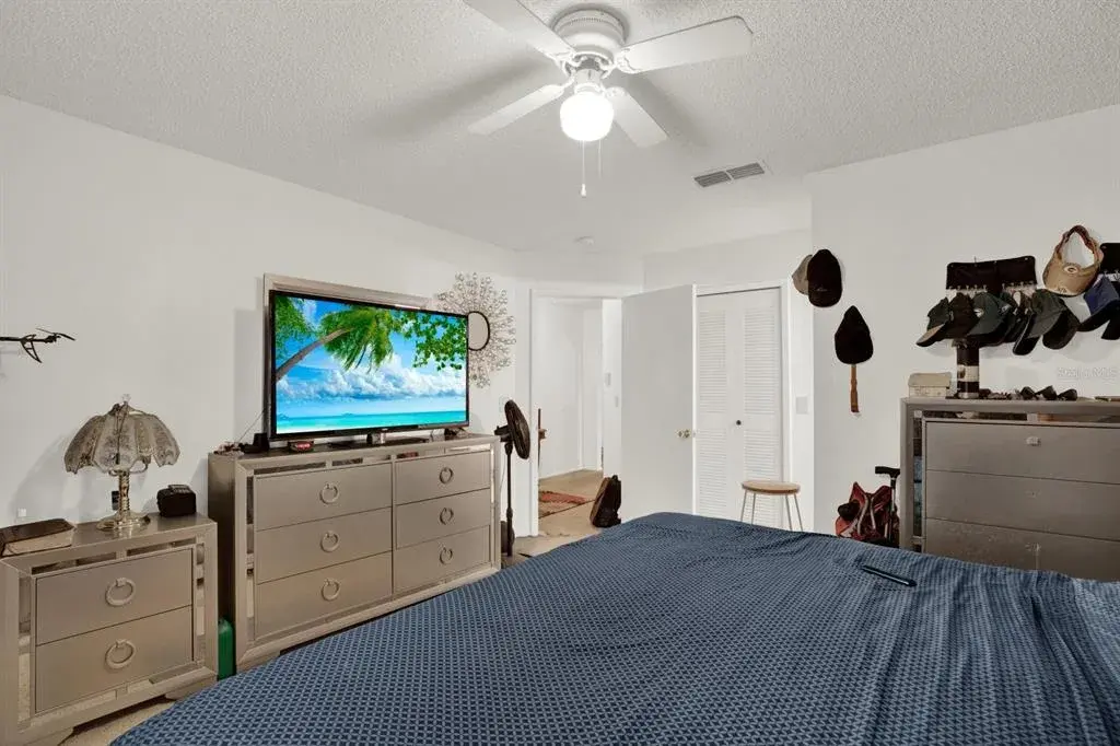 Property for sale at 7502 GADSDEN DRIVE, TEMPLE TERRACE, FL, 33637