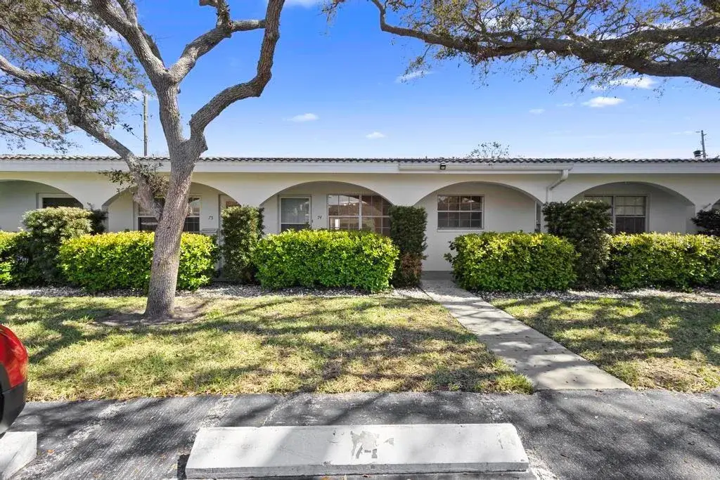 Property for sale at 11200 102ND AVENUE UNIT 74, SEMINOLE, FL, 33778