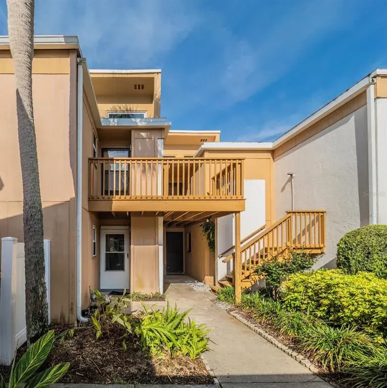 Property for sale at 1051 S HIGHLAND STREET UNIT 7E, MOUNT DORA, FL, 32757