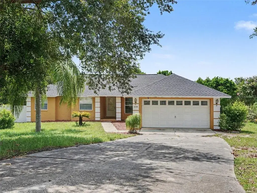 Property for sale at 808 CHAMBERLAIN LOOP, LAKE WALES, FL, 33853