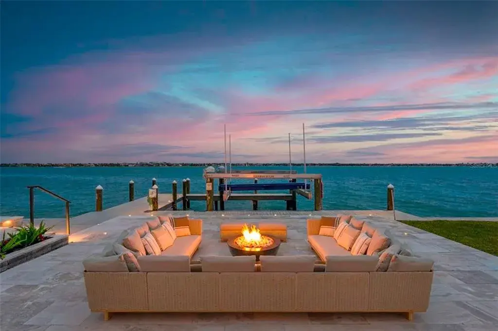 Property for sale at 487 MEADOW LARK DR, SARASOTA, FL, 34236