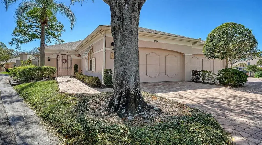 Property for sale at 5521 CHANTECLAIRE UNIT 21, SARASOTA, FL, 34235