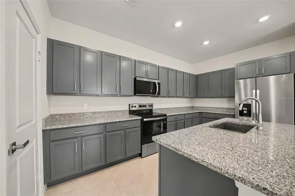 Property for sale at 7224 BIG CEDAR ALLEY, GROVELAND, FL, 34736