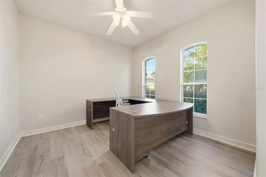 Property for sale at 3804 BAYSHORE CIRCLE, TAVARES, FL, 32778