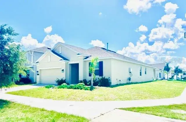 Property for sale at 33611 SKY BLOSSOM CIRCLE, LEESBURG, FL, 34788