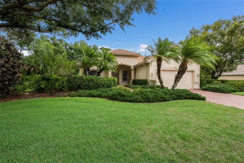 Property for sale at 8005 WATERVIEW BOULEVARD, LAKEWOOD RANCH, FL, 34202