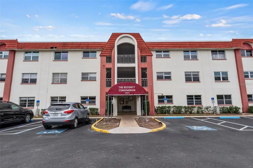 Property for sale at 1860 MASSACHUSETTS AVENUE NE UNIT 206, ST PETERSBURG, FL, 33703