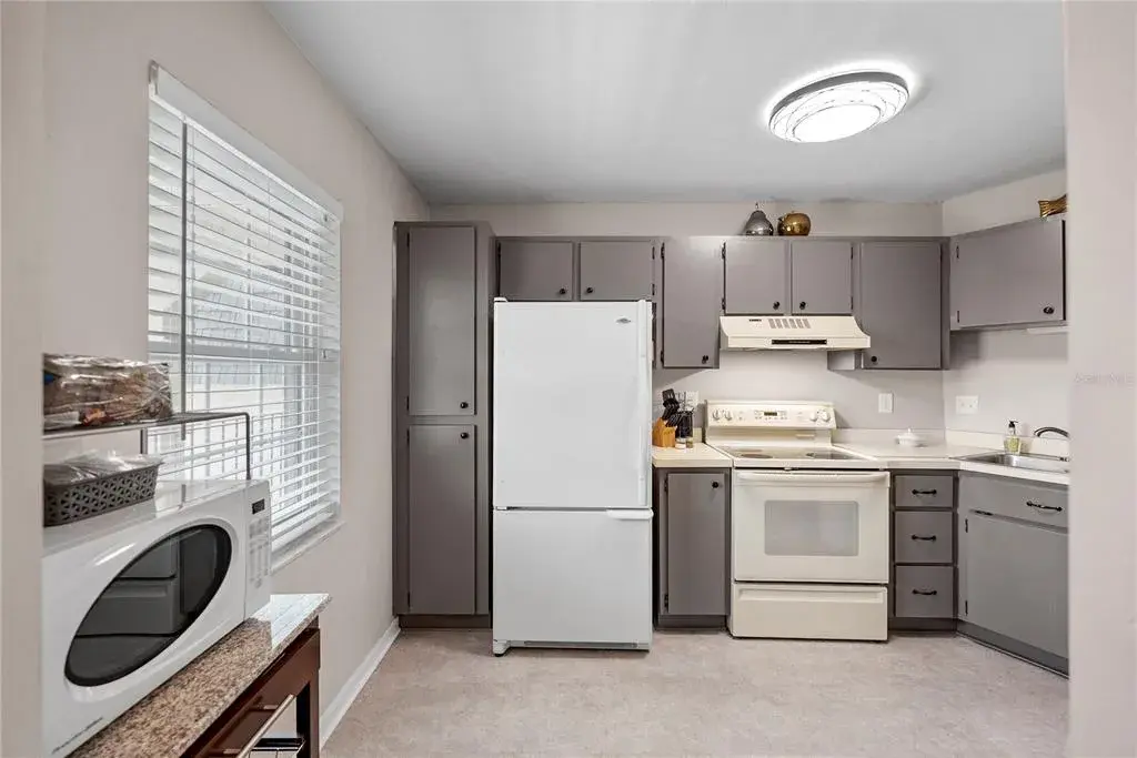 All appliances convey w/ purchase