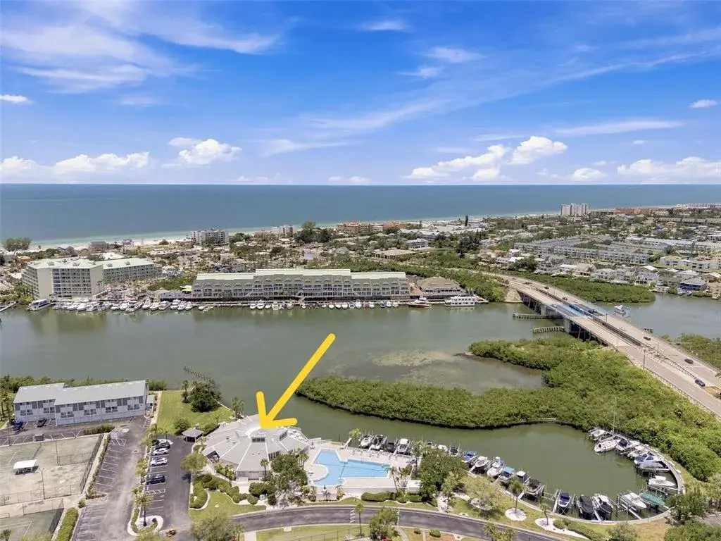 Clubhouse, pool and patio on the intercoastal