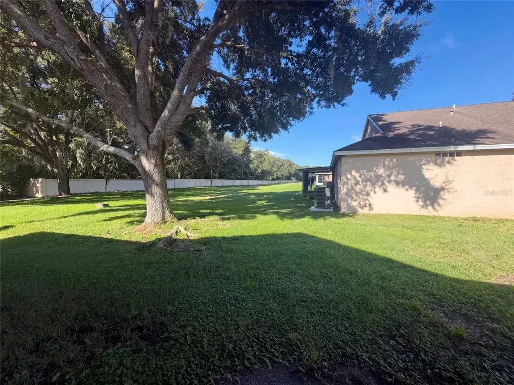 Property for sale at 16005 STAGS LEAP DRIVE, LUTZ, FL, 33559
