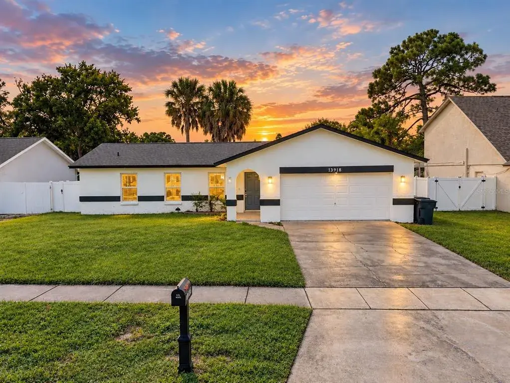 Property for sale at 13918 BRIARDALE LANE, TAMPA, FL, 33618