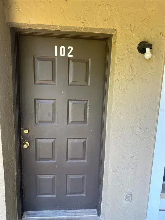 Property for sale at 14308 HANGING MOSS CIRCLE UNIT 102, TAMPA, FL, 33613