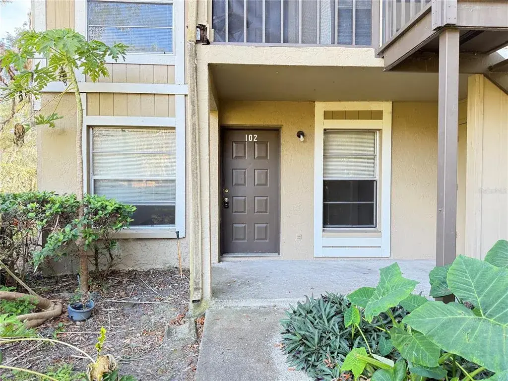 Property for sale at 14308 HANGING MOSS CIRCLE UNIT 102, TAMPA, FL, 33613