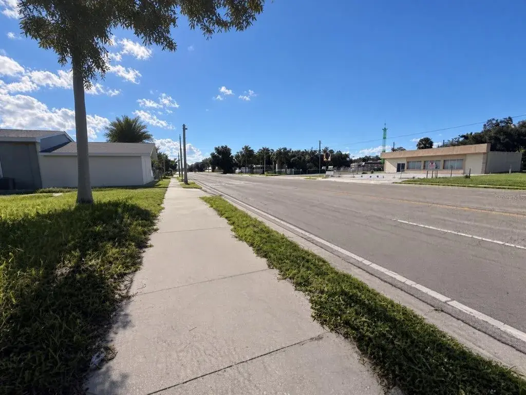 Property for sale at 7707 GIBSONTON DRIVE, GIBSONTON, FL, 33534