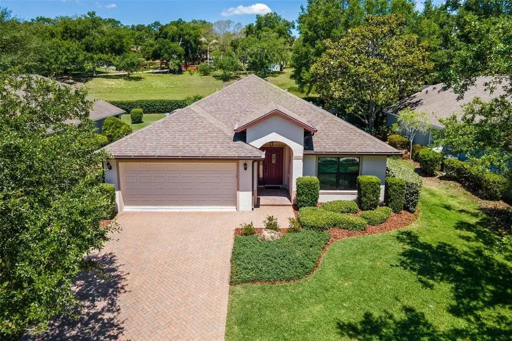 WELCOME HOME ...6115 Landings Blvd!