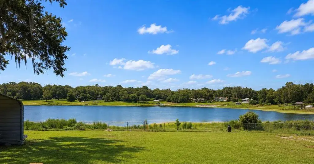 Property for sale at 172 E COWPEN LAKE POINT ROAD, HAWTHORNE, FL, 32640