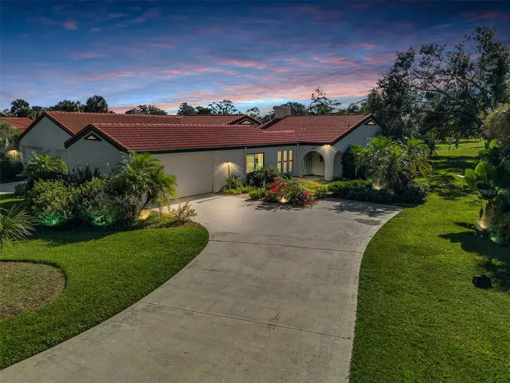 Property for sale at 559 CLUBHOUSE DRIVE, LAKE WALES, FL, 33898