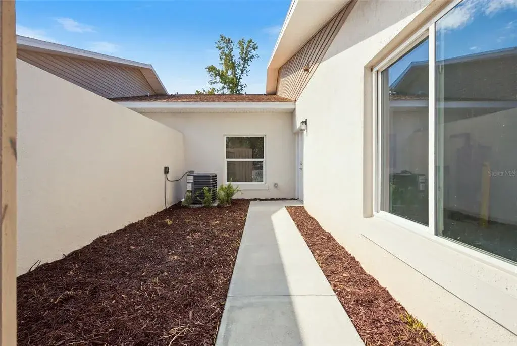 Property for sale at 1411 OAK PL UNIT C, APOPKA, FL, 32712